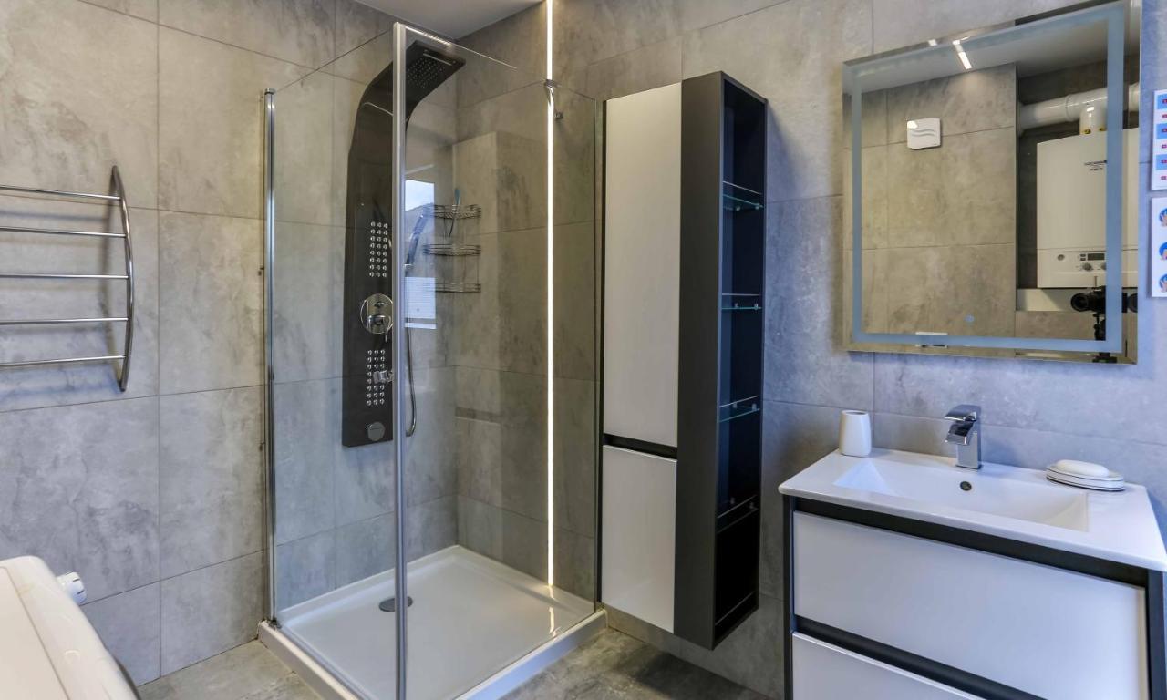 Apartament Led Sonoma Щирк Экстерьер фото