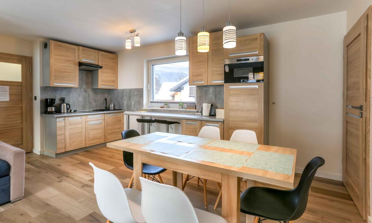 Apartament Led Sonoma Щирк Экстерьер фото