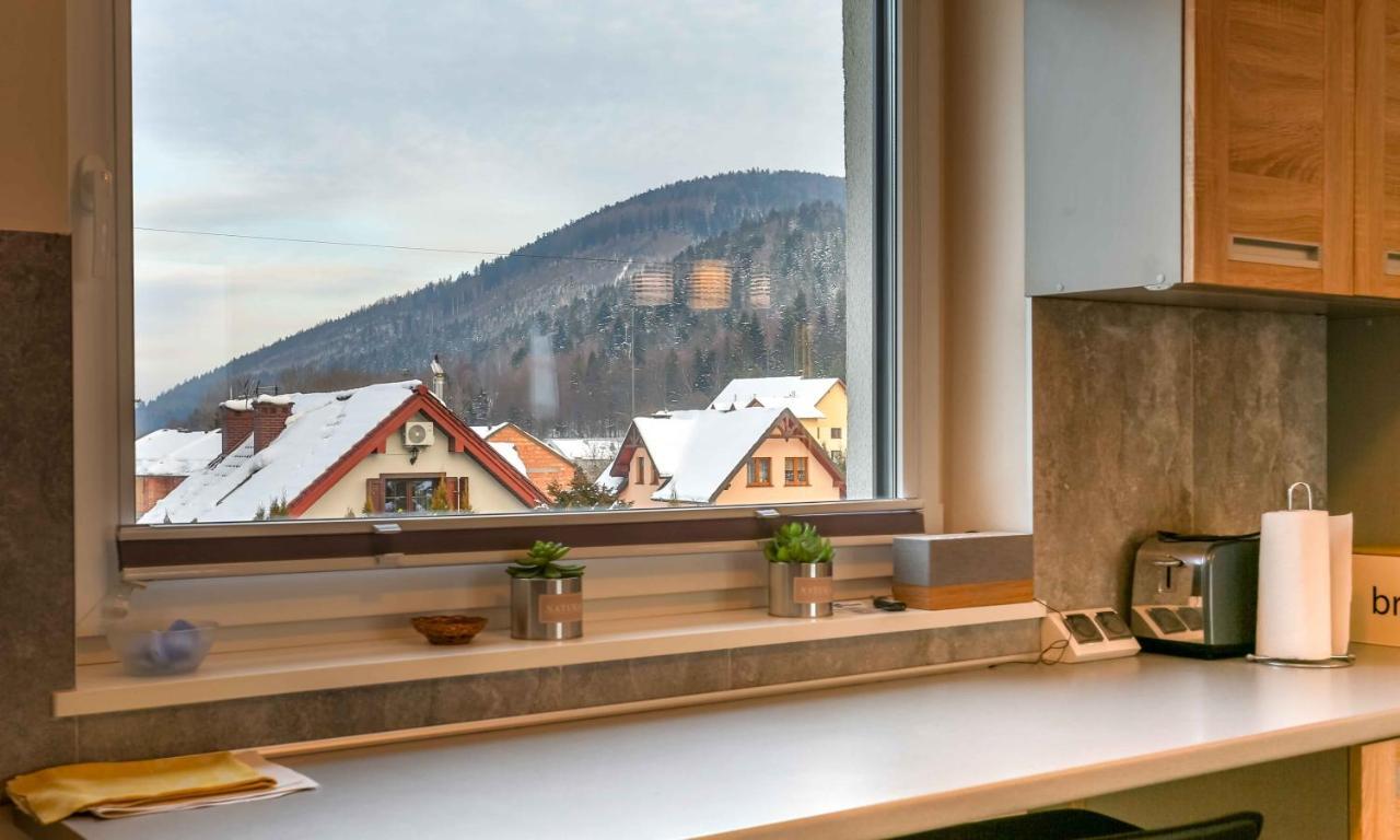 Apartament Led Sonoma Щирк Экстерьер фото