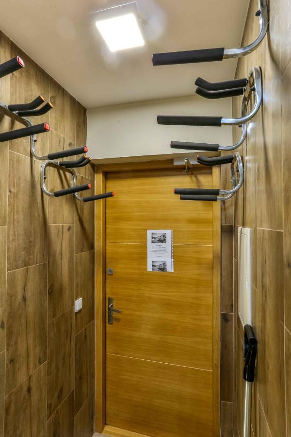 Apartament Led Sonoma Щирк Экстерьер фото
